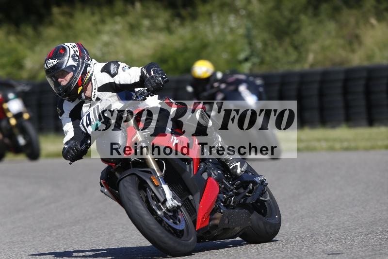 Archiv-2025/16 16.05.2025 PROMAX ADR/Gruppe gruen/140